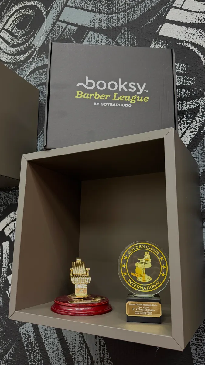 Trofeos Booksy Barber League y Golden Chair International — barbero premiado en el Carmen, Murcia