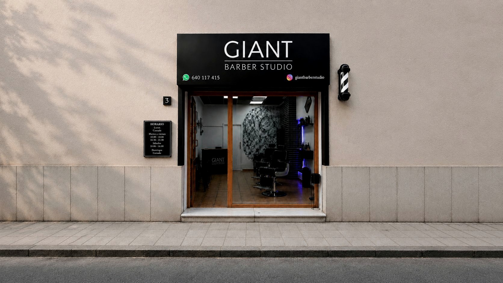 Fachada de Giant Barber Studio — barbero en el Carmen, Murcia, Calle Paloma 3